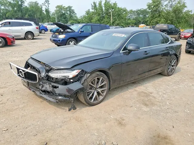 VOLVO S90 T6 MOMENTUM 2018