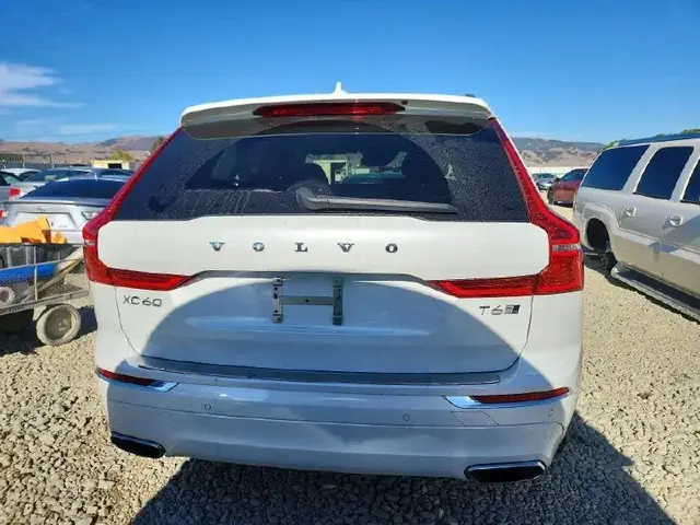 VOLVO XC60 T6 2018
