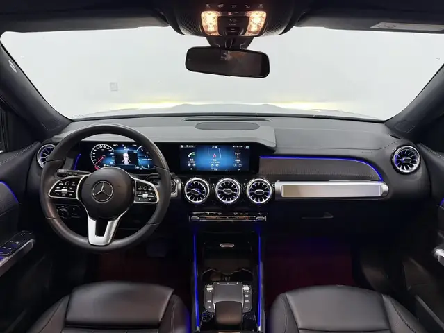 MERCEDES-BENZ GLB 200 DYNAMIC 2022