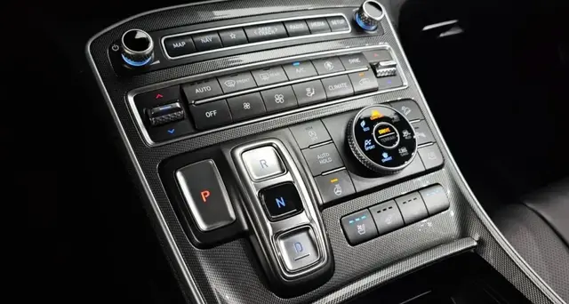 HYUNDAI SANTA FE PRESTIGE 2022