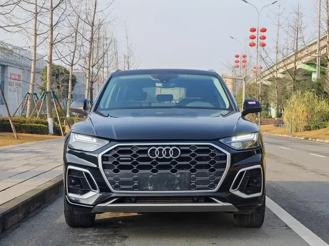 AUDI Q5L 2022