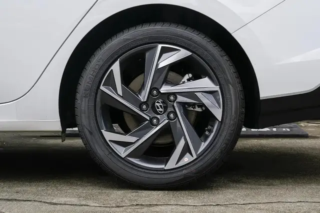 HYUNDAI ELANTRA МАКСИМАЛЬНАЯ 2026