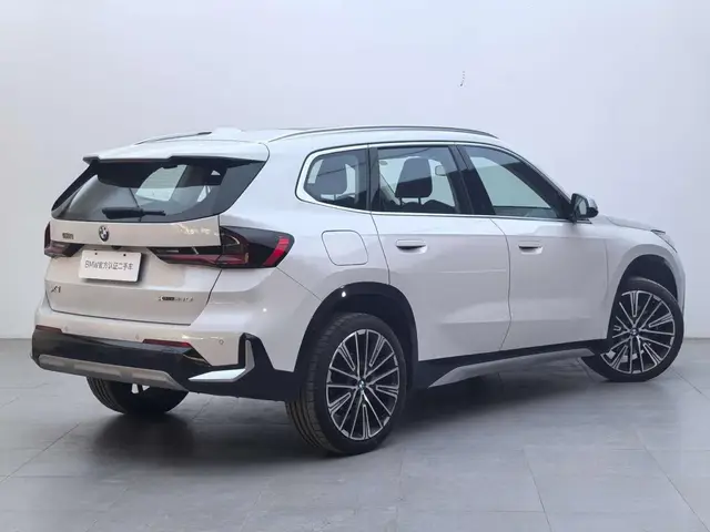 BMW X1 XDRIVE25LI X DESIGN 2023