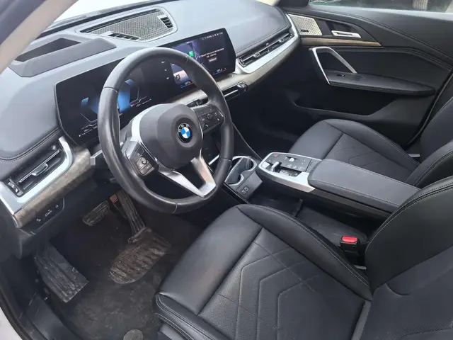 BMW X1 XDRIVE25LI X DESIGN 2023
