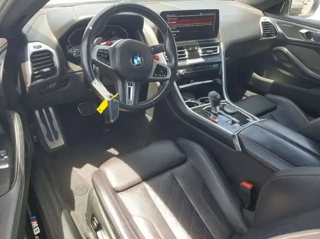 BMW M8 2023
