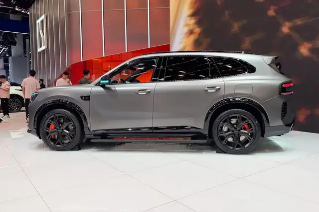 ZEEKR 8X МАКСИМАЛЬНАЯ 2026