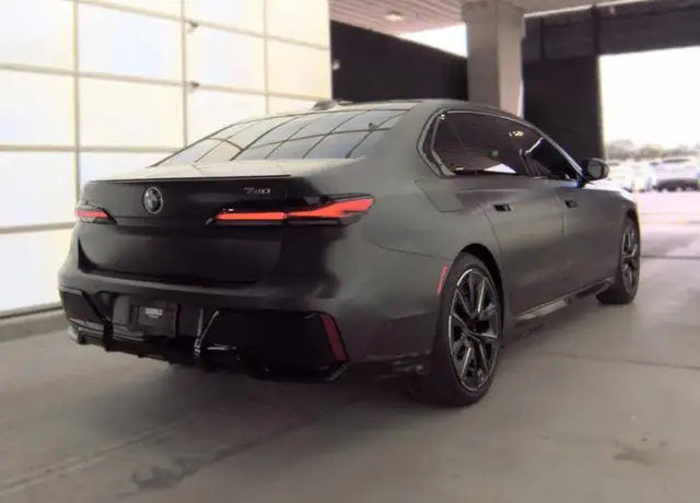 BMW 7 SERIES SEDAN 740I 2022