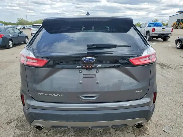 FORD EDGE TITANIUM 2022