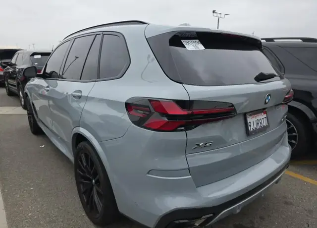 BMW X5 SPORTS ACTIVITY VEHICLE 2023
