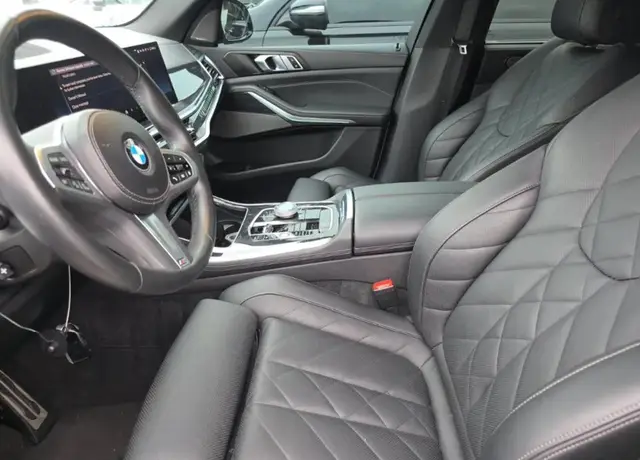 BMW X5 SPORTS ACTIVITY VEHICLE 2023
