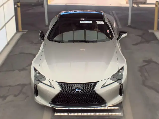 LEXUS LC 500 2017