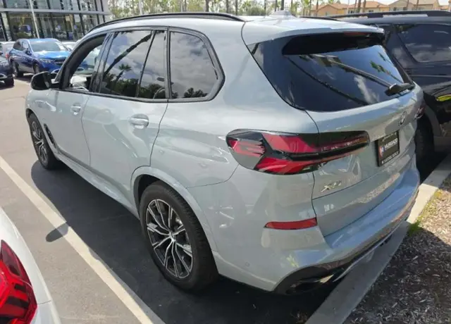 BMW X5 SPORTS ACTIVITY VEHICLE 2024