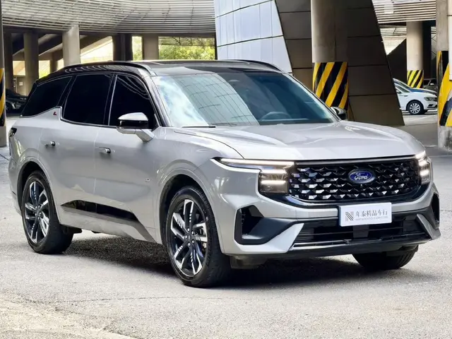 FORD EDGE L 2 2024