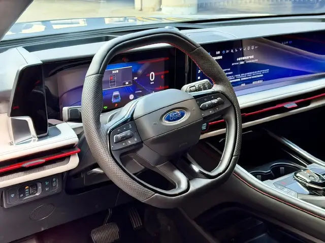 FORD EDGE L 2 2024