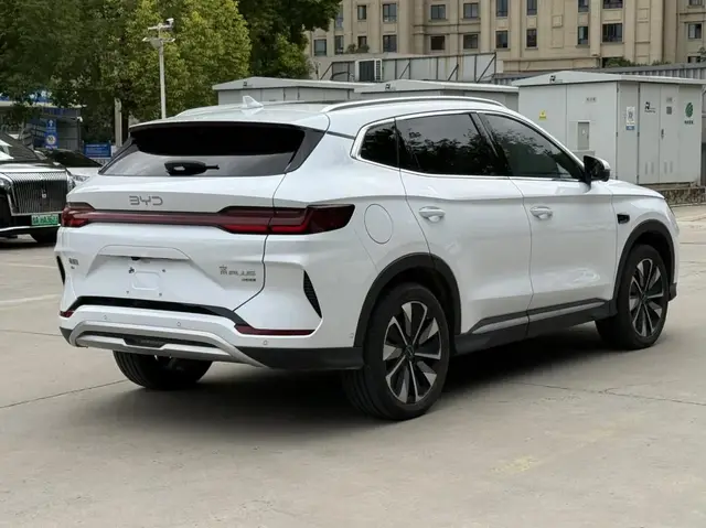 BYD SONG PLUS EV 2025