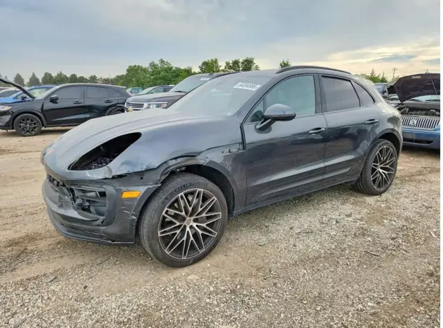 PORSCHE MACAN BASE 2023