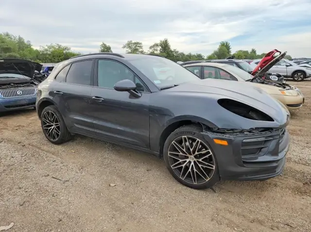 PORSCHE MACAN BASE 2023