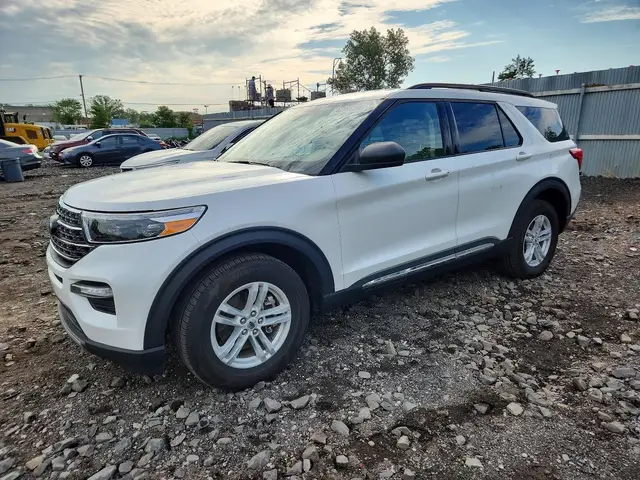FORD EXPLORER XLT 2024