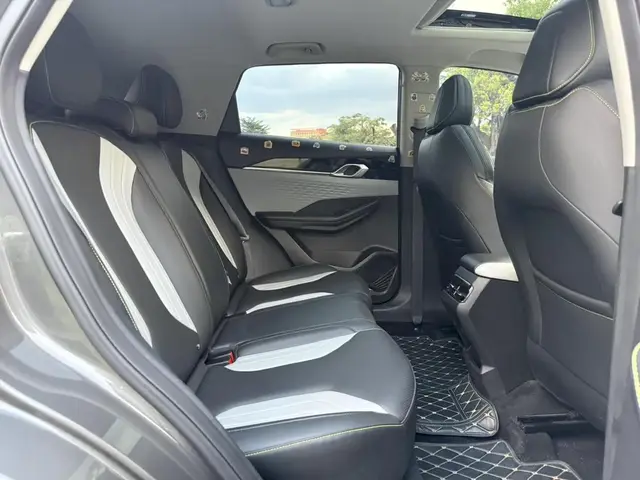 GEELY BINYUE 2023