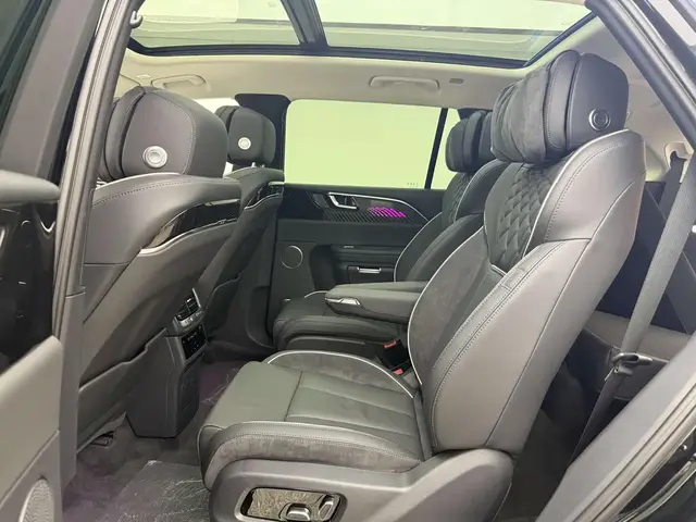 HONGQI E-HS9 2022