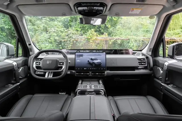 JETOUR G700 2025
