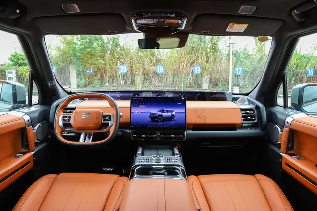 JETOUR G700 2025