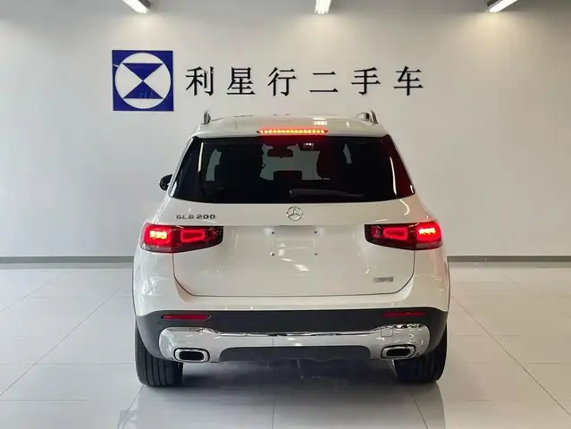 MERCEDES-BENZ GLB 2022