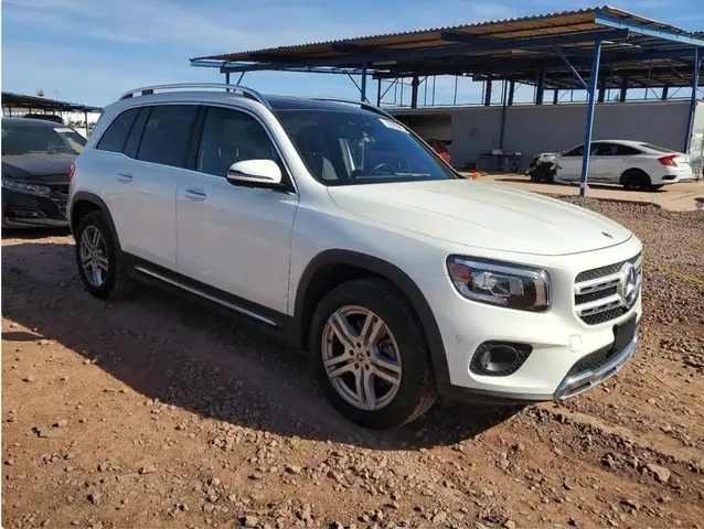 MERCEDES-BENZ GLB 250 2023