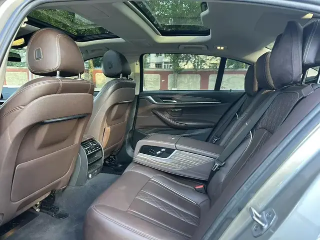 BMW 5 SERIES 2019