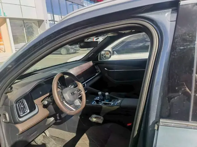 GEELY XINGYUE L 2025