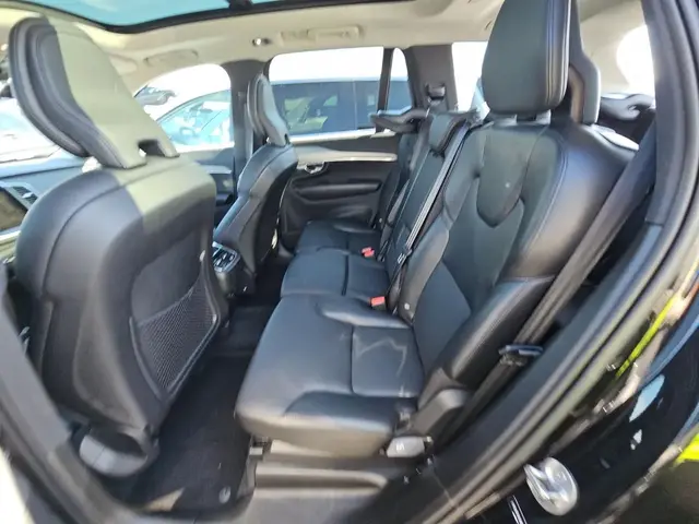VOLVO XC90 T5 MOMENTUM 7-PASSENGER 2022