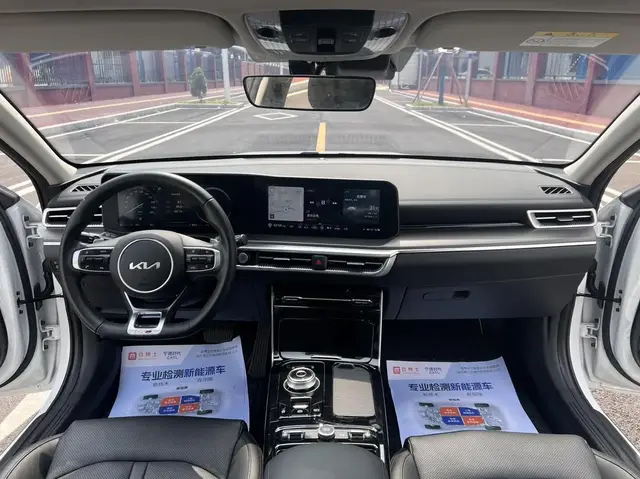 KIA K5 2021