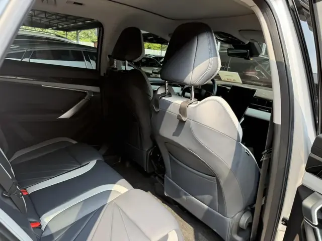 GEELY BOYUE L PREMIUM 2023