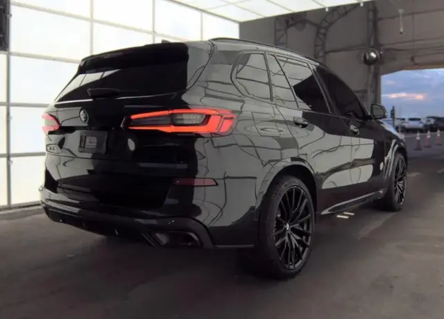 BMW X5 SPORTS ACTIVITY VEHICLE 2019