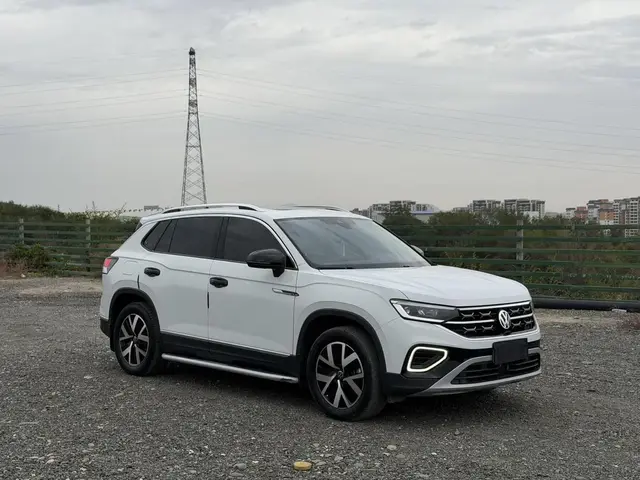 VOLKSWAGEN TAYRON 2024