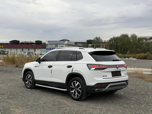 VOLKSWAGEN TAYRON 2024