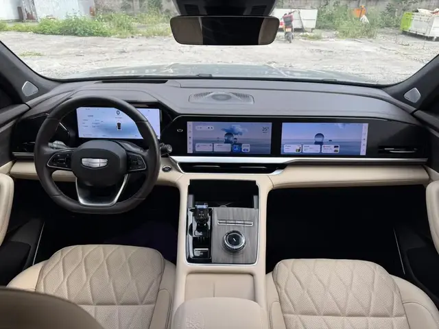 GEELY XINGYUE L 2025