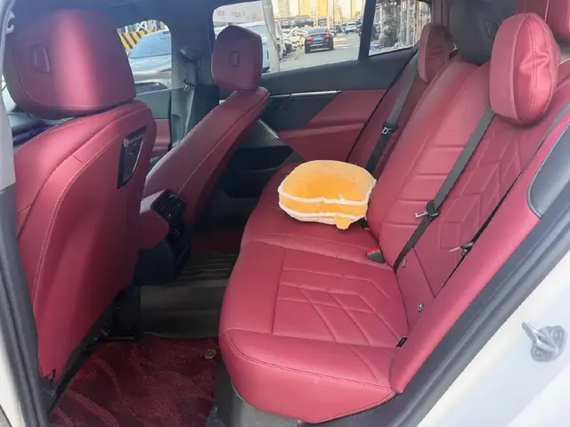 BMW 5 SERIES LUXURY 2025