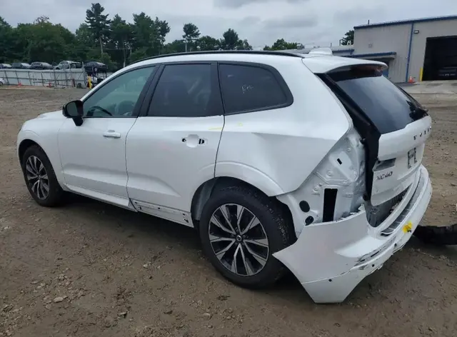 VOLVO XC60 PLUS 2024