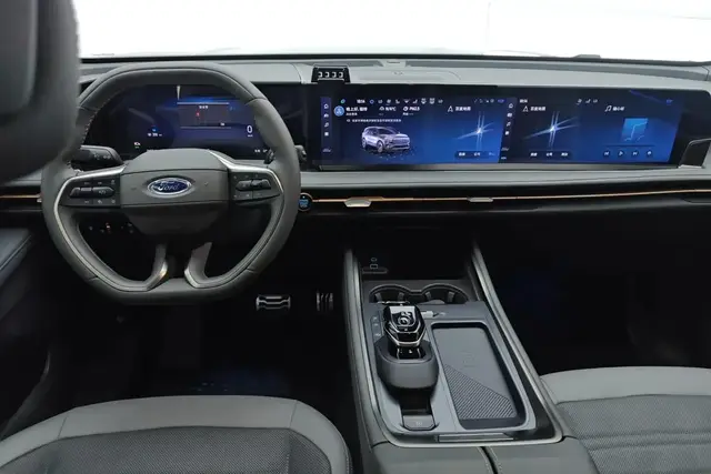FORD EDGE L 2 2023
