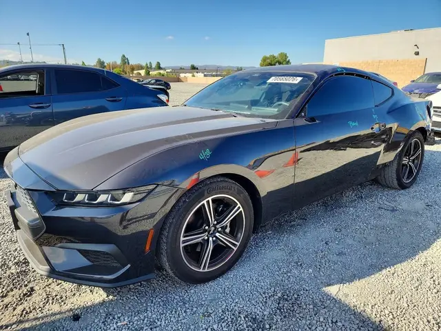 FORD MUSTANG 2024