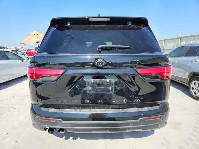 TOYOTA SEQUOIA TRD PRO 2023