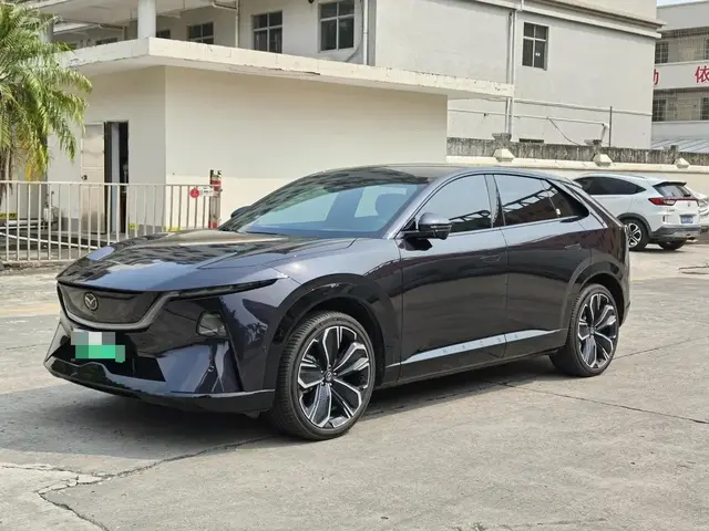 MAZDA EZ-60 МАКСИМАЛЬНАЯ 2027