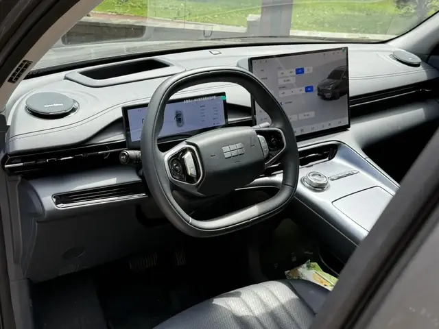 GEELY E5 ПРЕДМАКСИМАЛЬНАЯ 2027