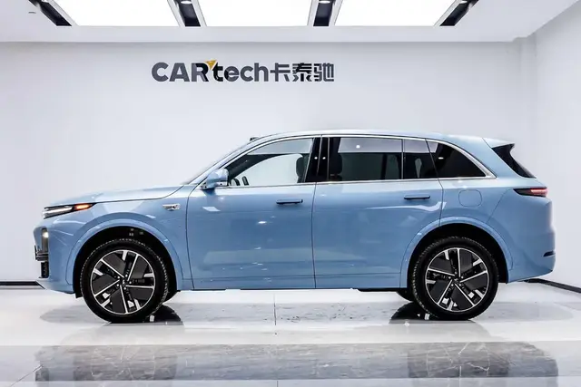 LI AUTO L7 МАКСИМАЛЬНАЯ 2025