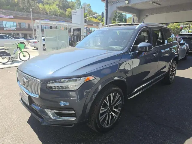 VOLVO XC90 RECHARGE PLUG-IN HYBRID 2022