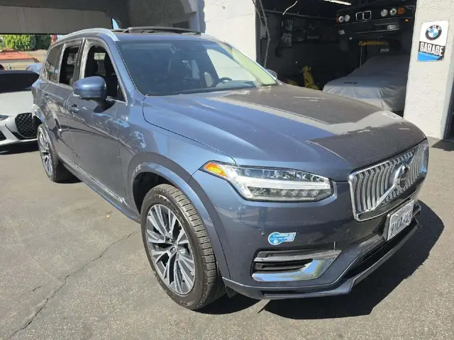 VOLVO XC90 RECHARGE PLUG-IN HYBRID 2022