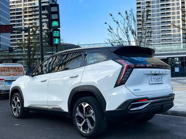 GEELY BOYUE L PREMIUM 2023