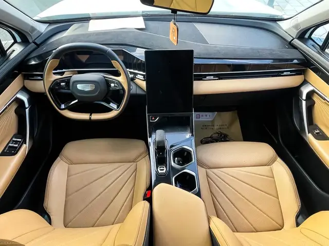 GEELY BOYUE L PREMIUM 2023