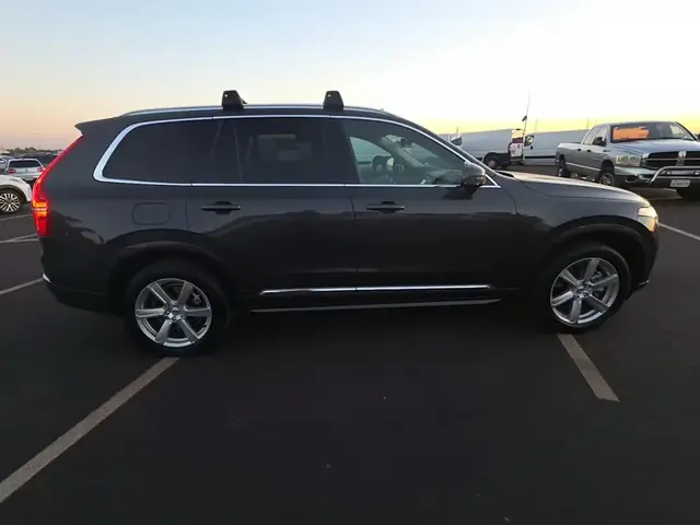 VOLVO XC90 B5 CORE BRIGHT 2024